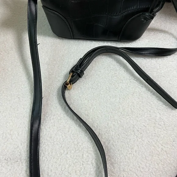 Black Bucket Bag - Picture 2 of 5